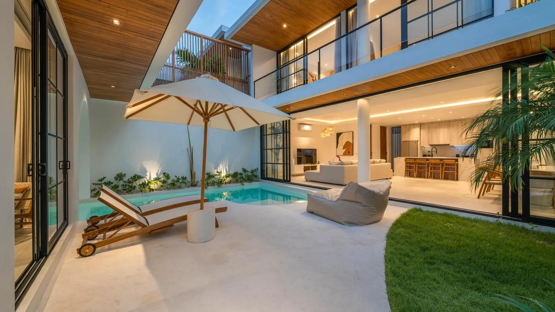 Villa Jenna - Exquisite 3Br Villa Close To Batu Belig Beach Canggu  0*, Canggu (Bali)