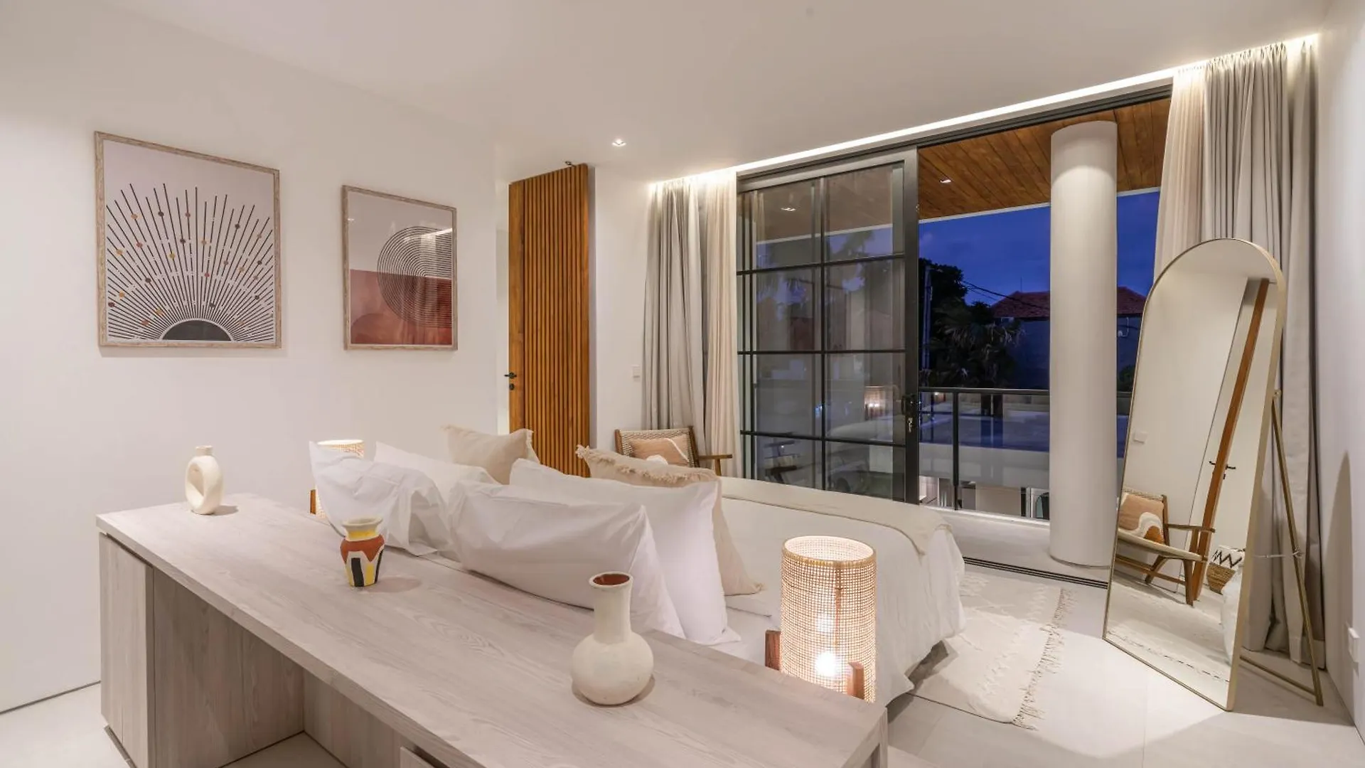Villa Jenna - Exquisite 3Br Villa Close To Batu Belig Beach تْشانغو