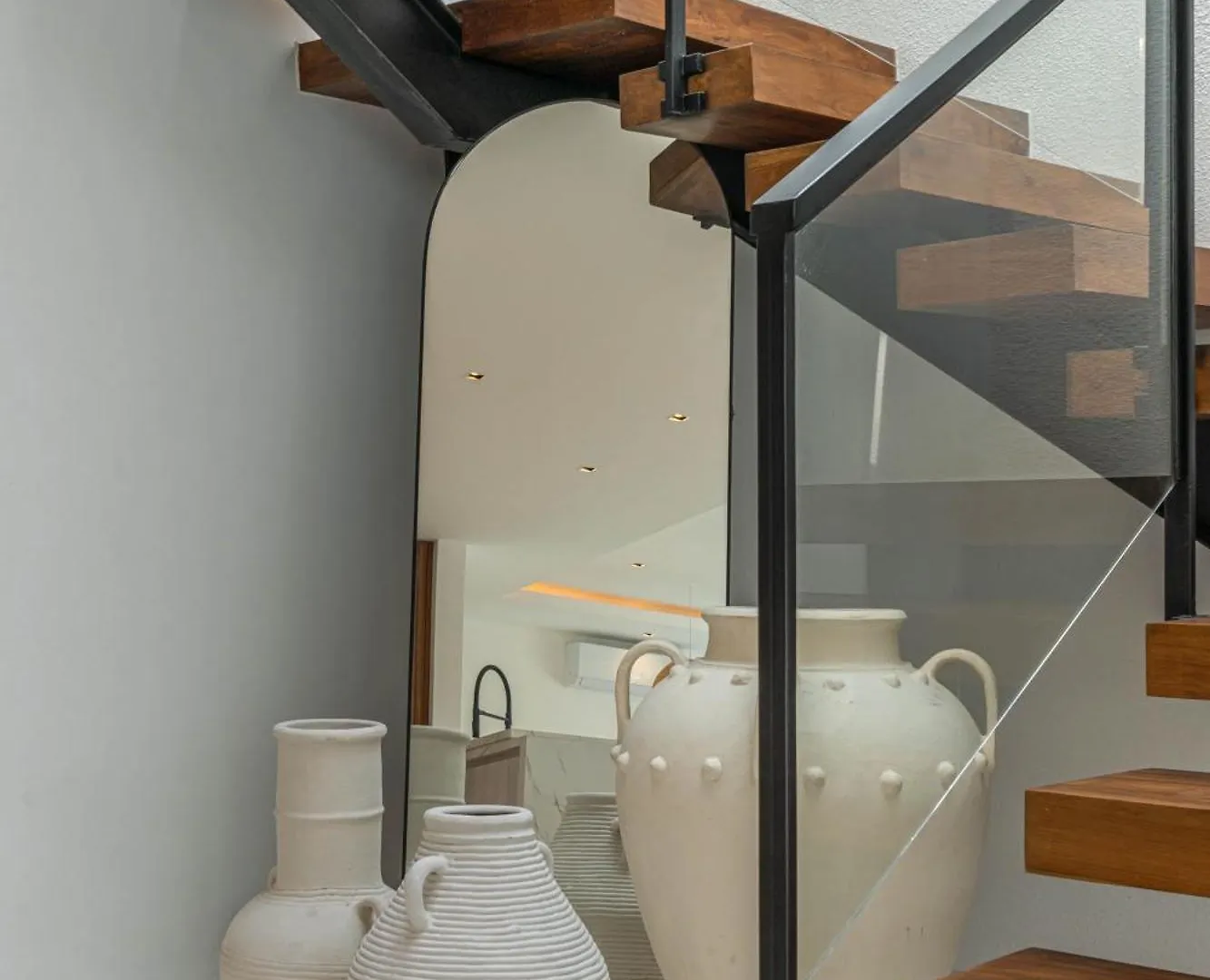 Villa Jenna - Exquisite 3Br Villa Close To Batu Belig Beach تْشانغو إندونيسيا