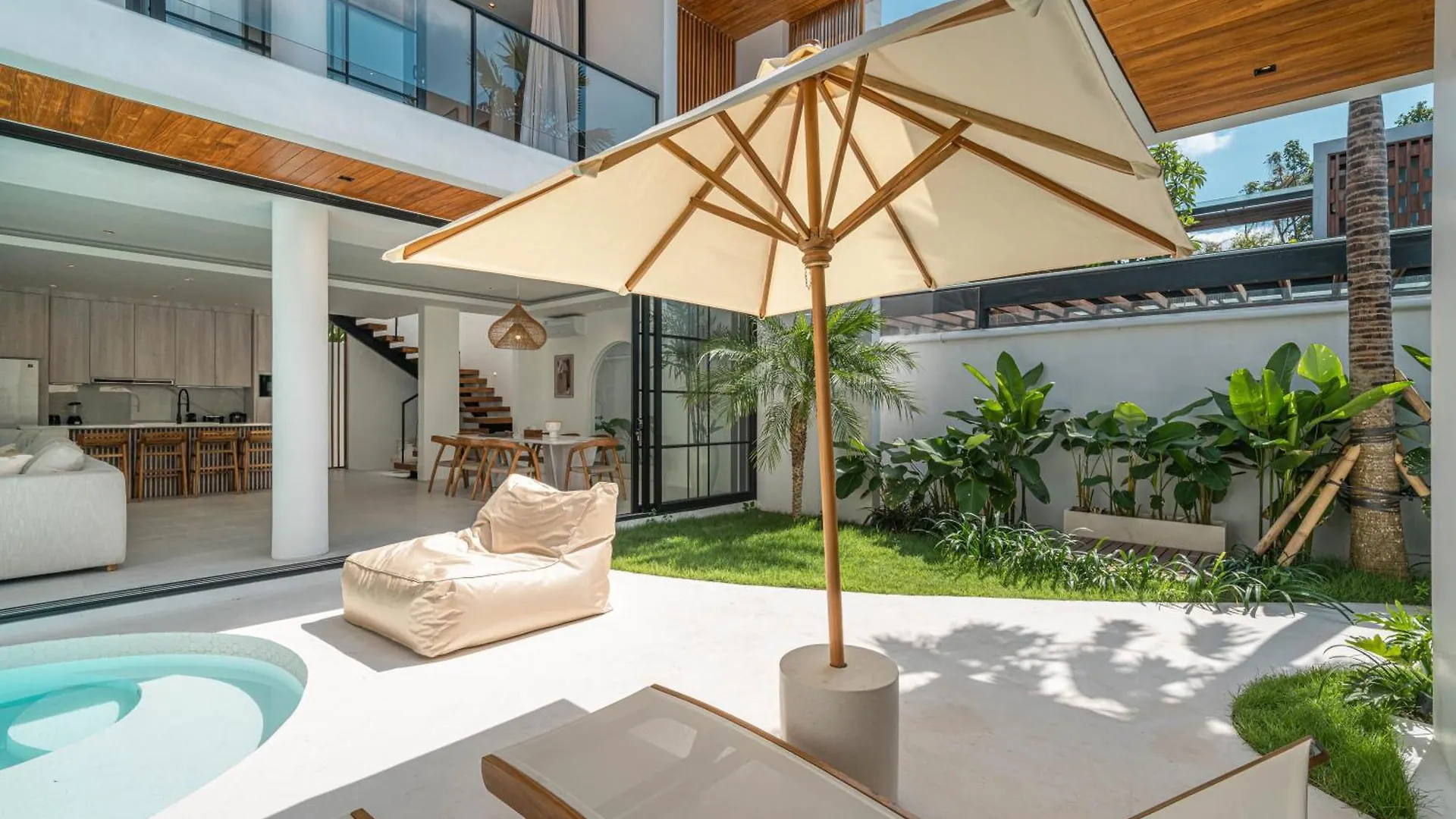 Villa Jenna - Exquisite 3Br Villa Close To Batu Belig Beach تْشانغو 0*,  إندونيسيا